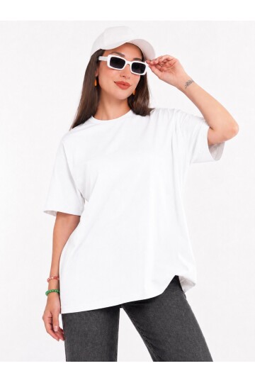 Beyaz Kadın Oversize Bisiklet Yaka Kısa Kollu T-shirt