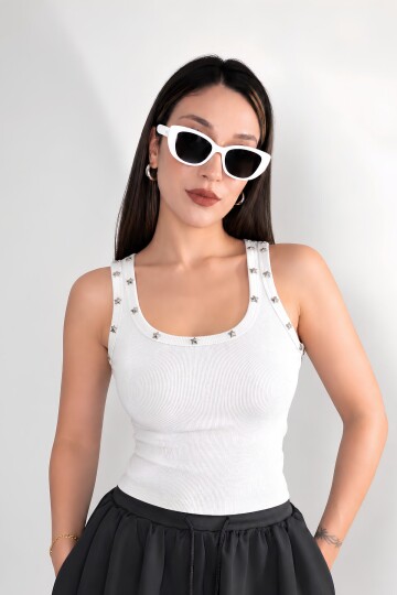 Beyaz Zımba Detaylı Fitted Atlet | Vücuda Oturan %100 Pamuk Örme Kumaş | Kolsuz Basic Tasarım | Modern Şık Günlük Casual Rahat Üst Giyim