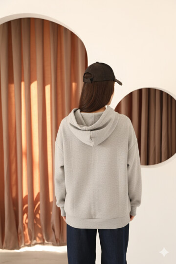 Gri Oversize İçi Polar ve Fermuar Detaylı Kapüşonlu Kadın Sweatshirt