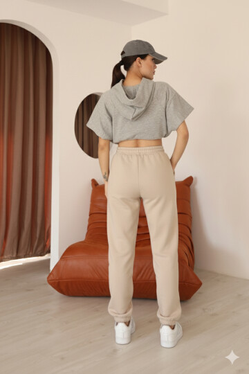 Kadın Bej Relaxed Kalıp Paça ve Bel Lastik Detaylı Eşofman Altı