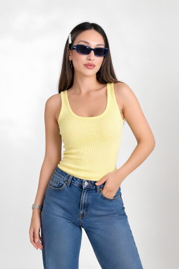 Kadın Fitted Havuz Yaka Atlet | Kalın Askılı Fitilli Kaşkorse Örme Kumaş | %98 Pamuk %2 Elastan Esnek Vücuda Oturan Basic Atlet | Günlük Casual Rahat 