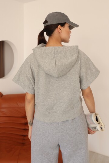 Kadın Gri Melanj Ay Kol Kapüşonlu Relaxed Kalıp Örme Crop Sweatshirt