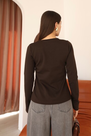 Kadın Kahverengi İnterlok Cep ve Sembolik Düğme Detaylı Kadın Kışlık/Mevsimlik Bluz