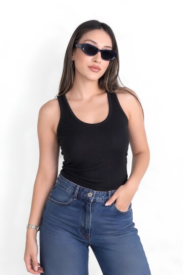 Siyah Fitted Havuz Yaka Atlet | Kalın Askılı Fitilli Kaşkorse Örme Kumaş | %98 Pamuk %2 Elastan Esnek Vücuda Oturan Basic Atlet