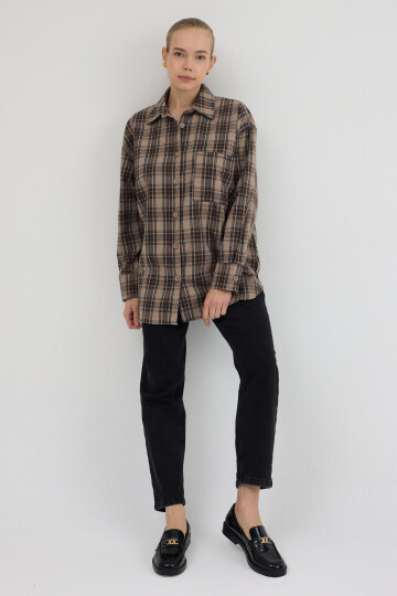 Kahve Oversize Kesim Uzun Kol Düğme ve Cep Detaylı Ekose Gömlek
