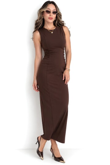 Kahverengi Büzgü Drape Detaylı Bodycon Midi Elbise | Vücuda Oturan Balık Siluet | Bisiklet Yaka Ay Kol | Esnek Micro Örme Kumaş