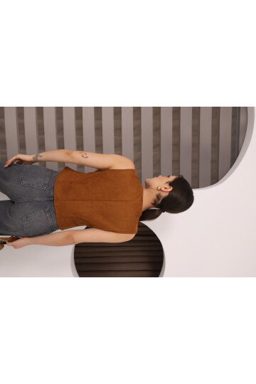 Kahverengi Süet Bel Oturtmalı Önü Düğmeli Kolsuz Ceket