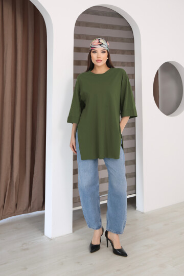 Moviment Kadın Standart Beden Duble Kol Yandan Yırtmaçlı Haki T-shirt