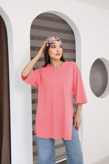 Moviment Kadın Standart Beden Duble Kol Yandan Yırtmaçlı Pembe T-shirt