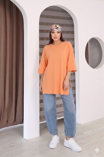 Moviment Kadın Standart Beden Duble Kol Yandan Yırtmaçlı Turuncu T-shirt