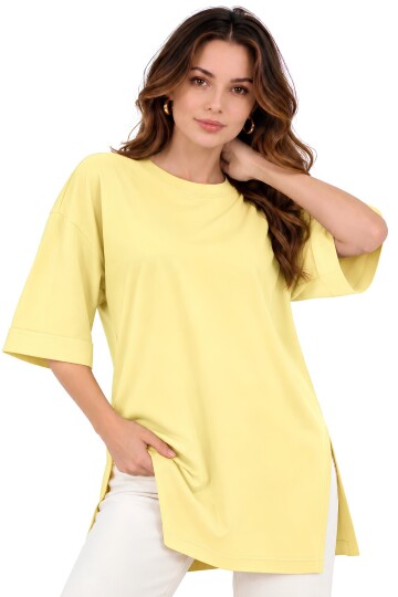 Moviment Kadın Standart Beden Duble Kol Yandan Yırtmaçlı Sarı T-shirt